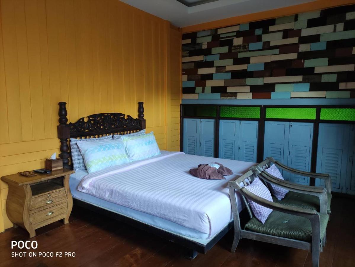 Tamarind Guesthouse فرا ناخون سي أيوتثايا المظهر الخارجي الصورة