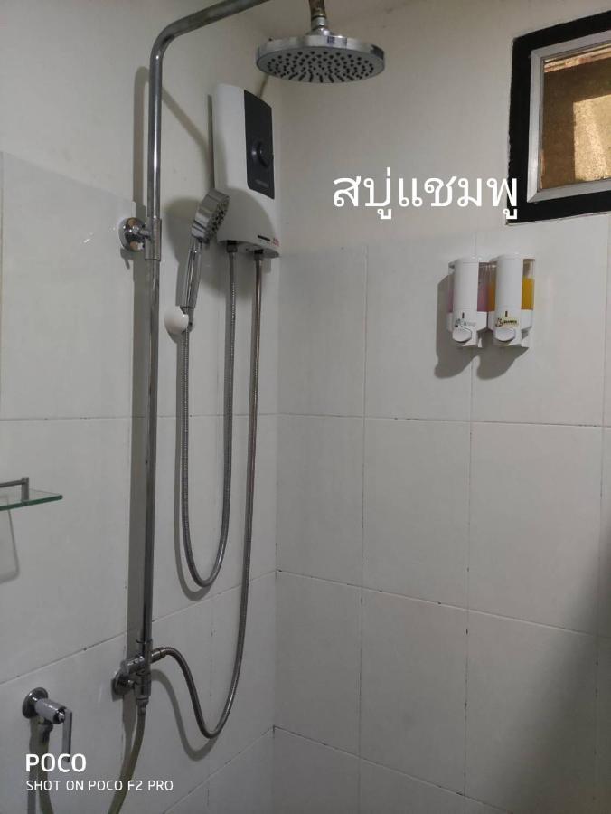 Tamarind Guesthouse فرا ناخون سي أيوتثايا المظهر الخارجي الصورة