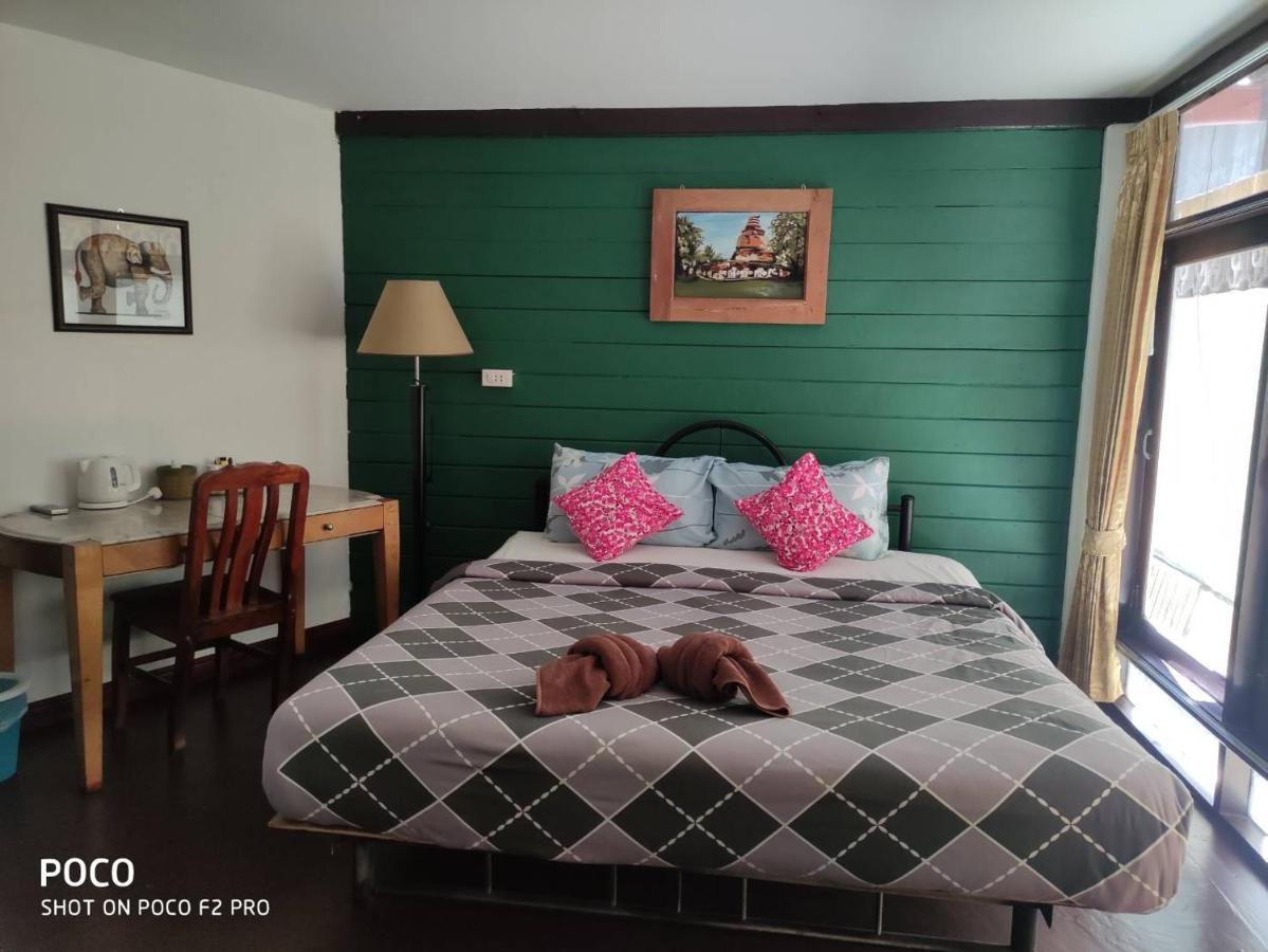 Tamarind Guesthouse فرا ناخون سي أيوتثايا المظهر الخارجي الصورة