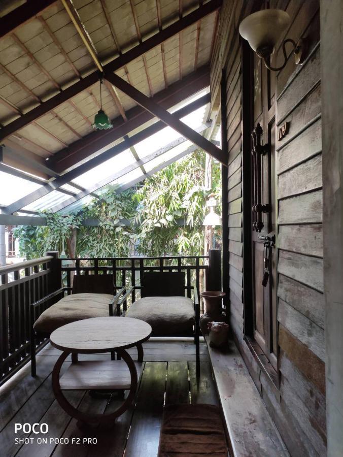 Tamarind Guesthouse فرا ناخون سي أيوتثايا المظهر الخارجي الصورة