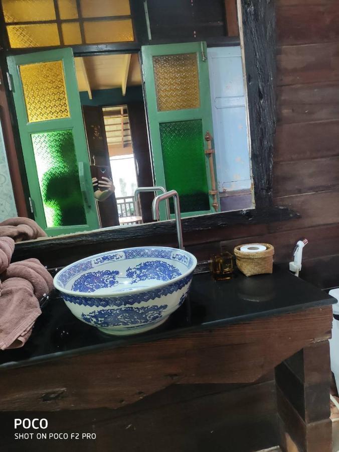 Tamarind Guesthouse فرا ناخون سي أيوتثايا المظهر الخارجي الصورة