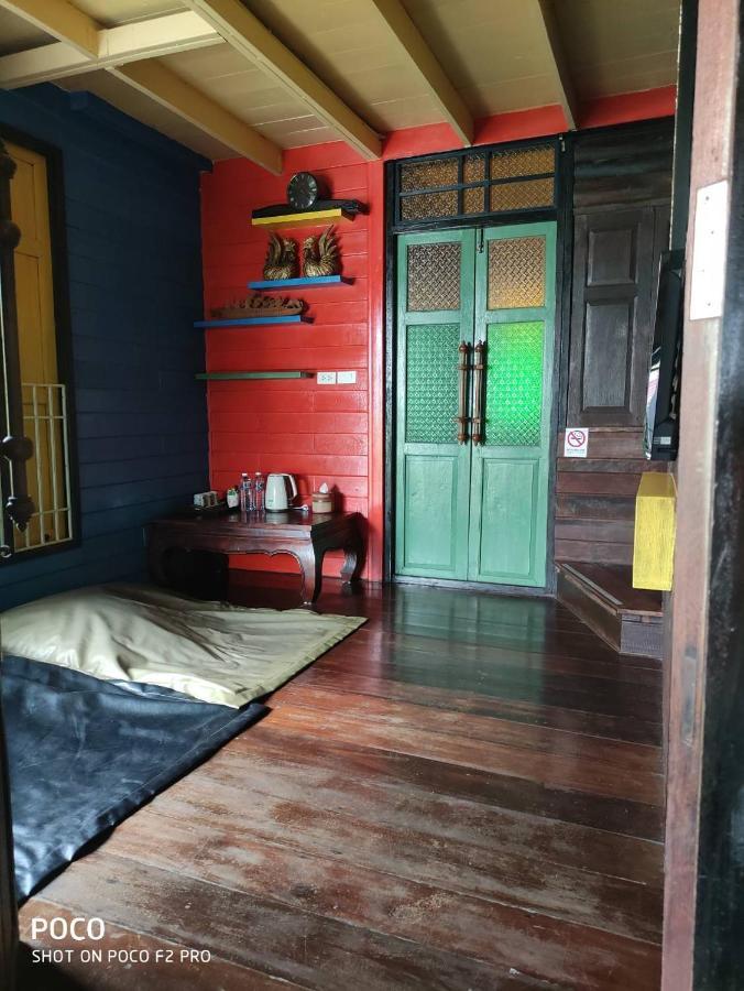 Tamarind Guesthouse فرا ناخون سي أيوتثايا المظهر الخارجي الصورة